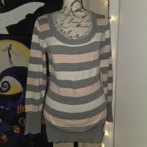 Rue 21 Pink & Grey Striped Sweater Size Large